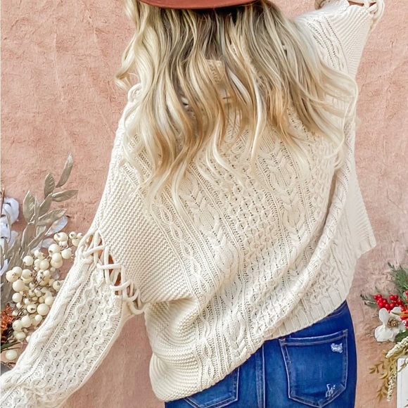 Beige Cable Knit Detail Turtleneck Sweater - Picture 4 of 5